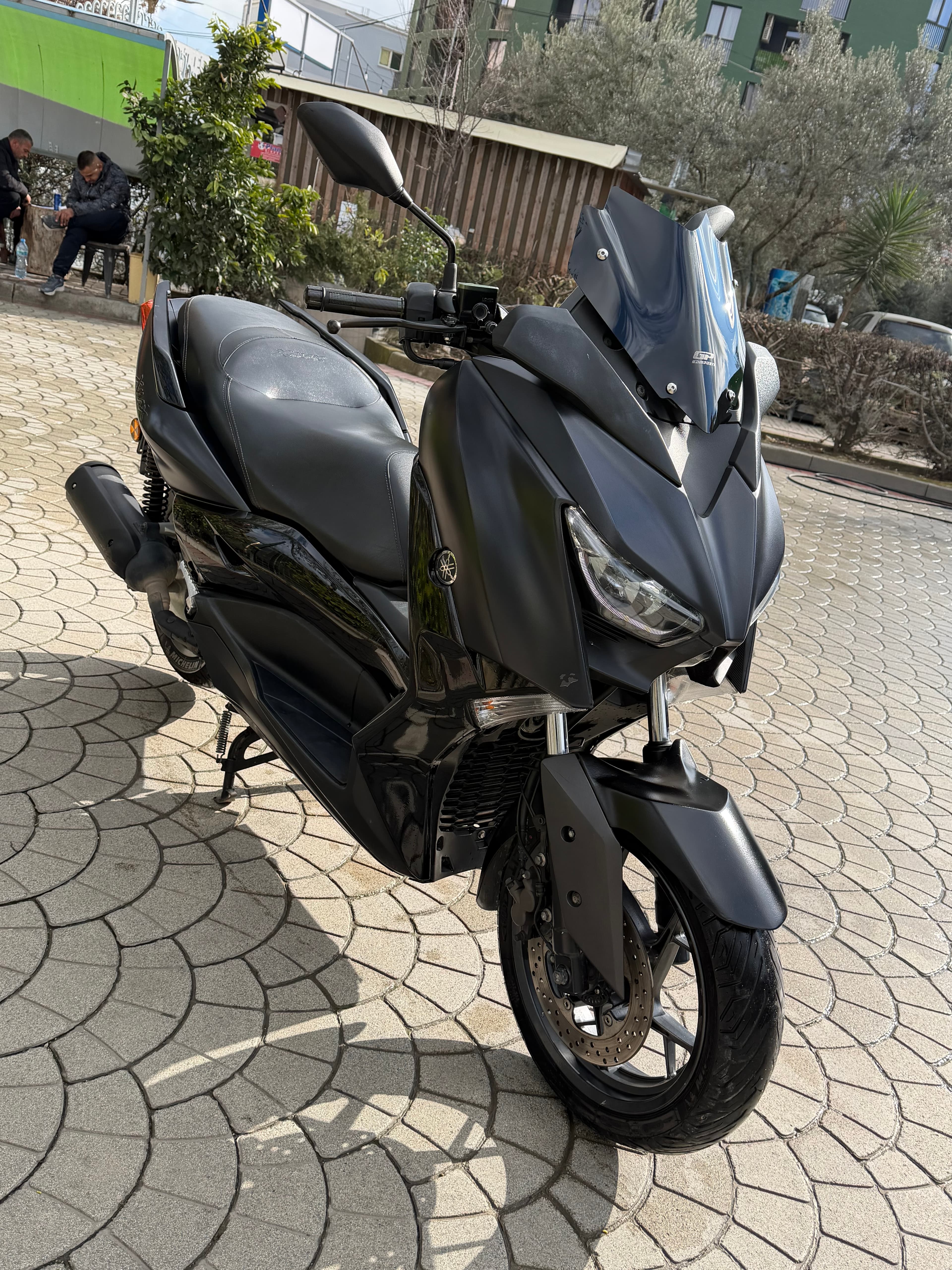 Shitet Yamaha Xmax