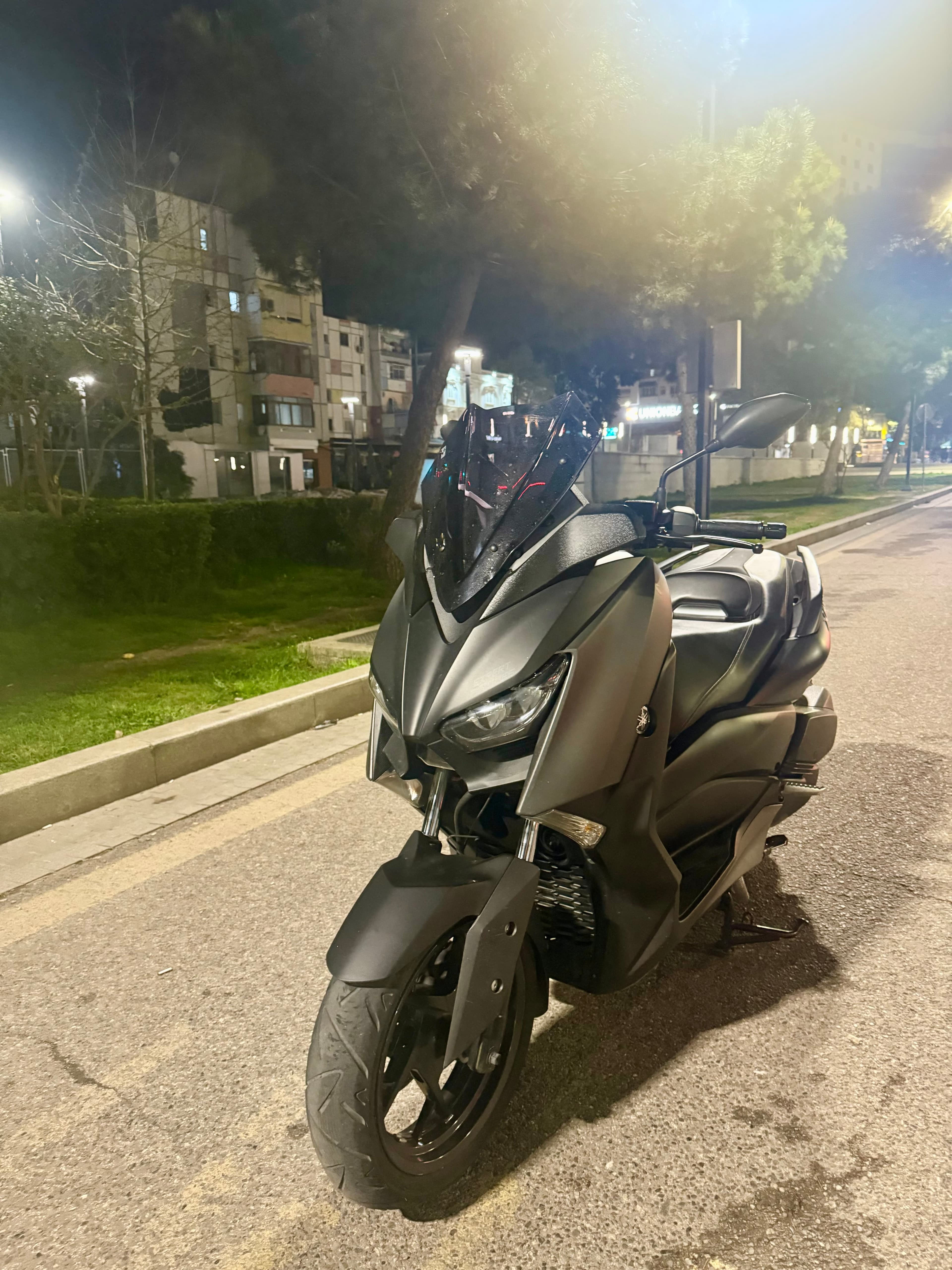 Xmax 300