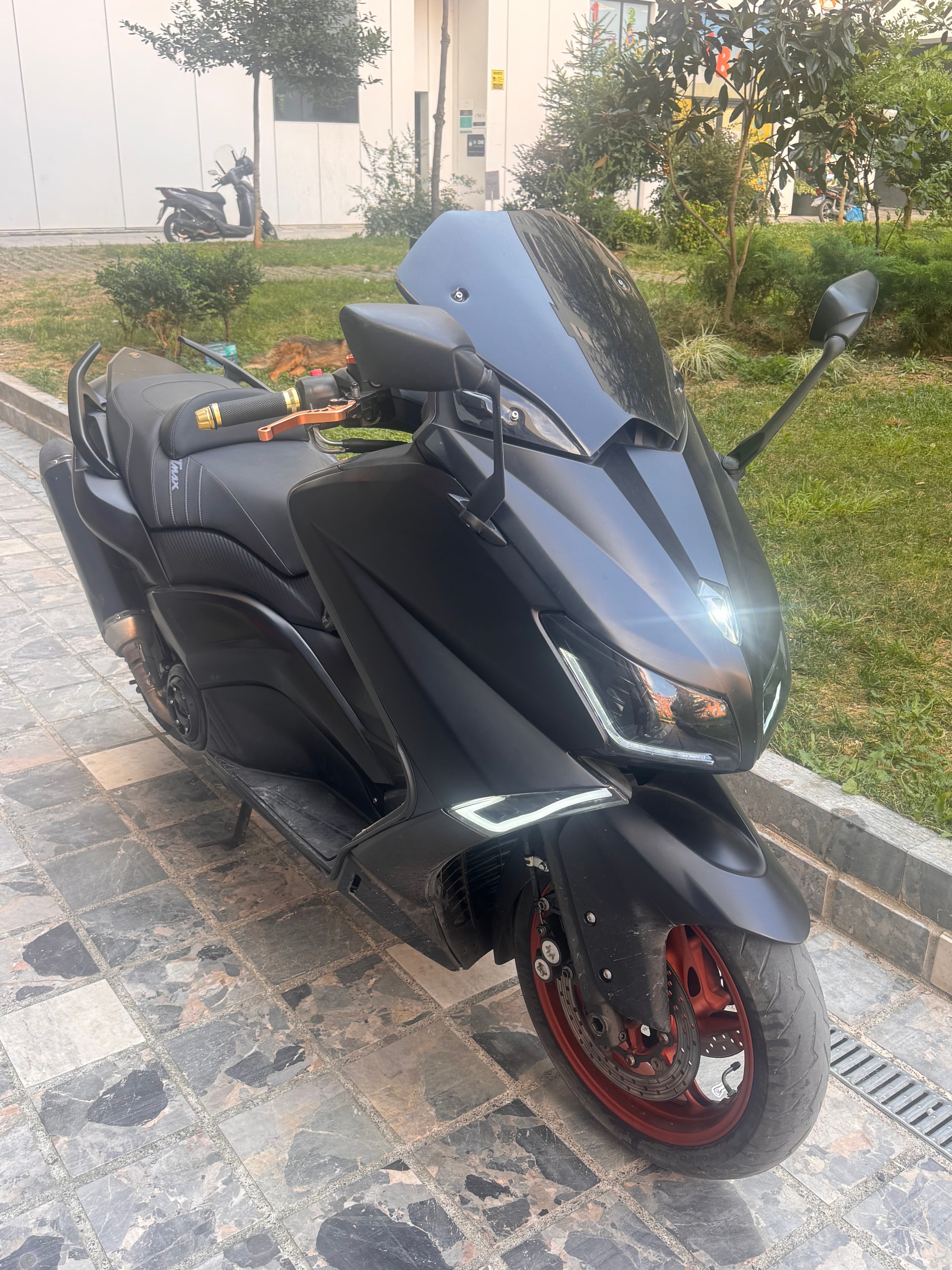 Yamaha Tmax 2012 Në shitje